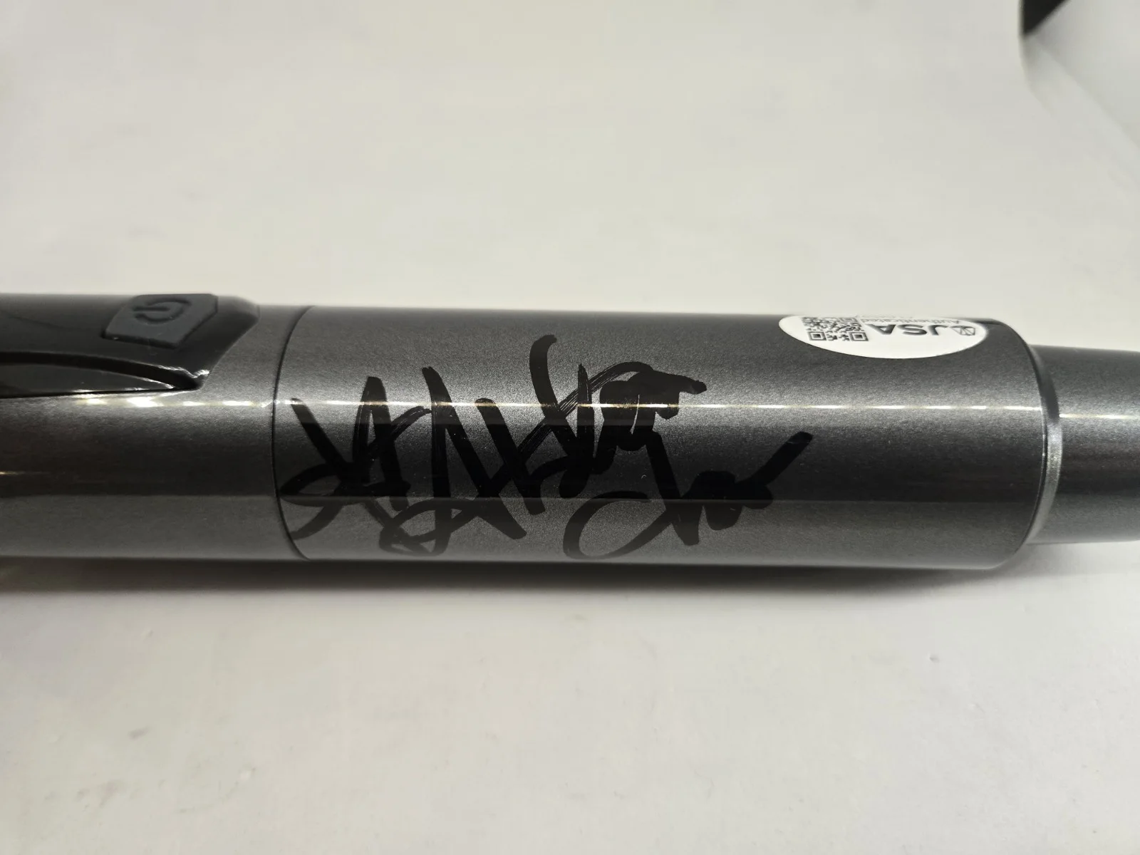 Rei Ami — Arden Cho/May Hong/Ji-Young Yoo Signed KPOP Demon Hunters Microphone! JSA COA