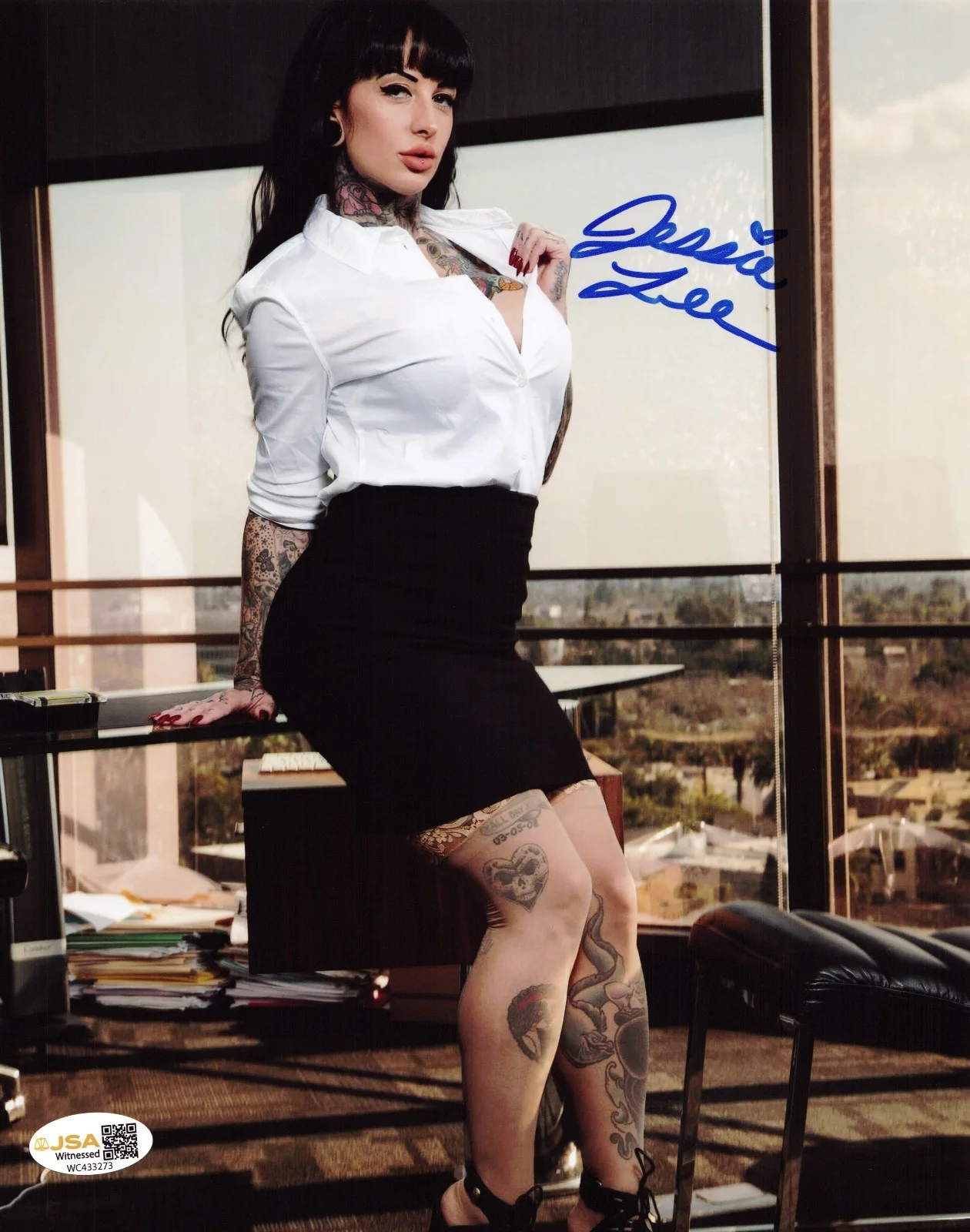 Jessie Lee — Jessie Lee Adult Video Star signed Hot 8x10 photo Proof #26 JSA Witnessed