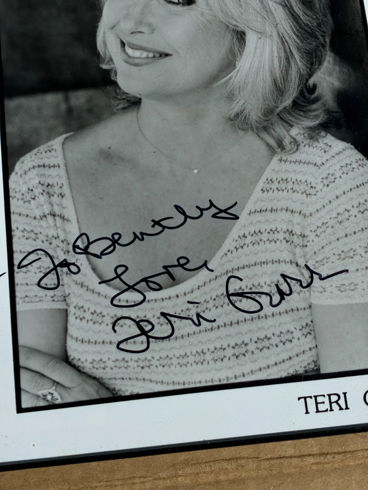 Teri Garr Original Signed 8x10 B&W Publicity Photo Hand-Signed Inscribed, изображение 2