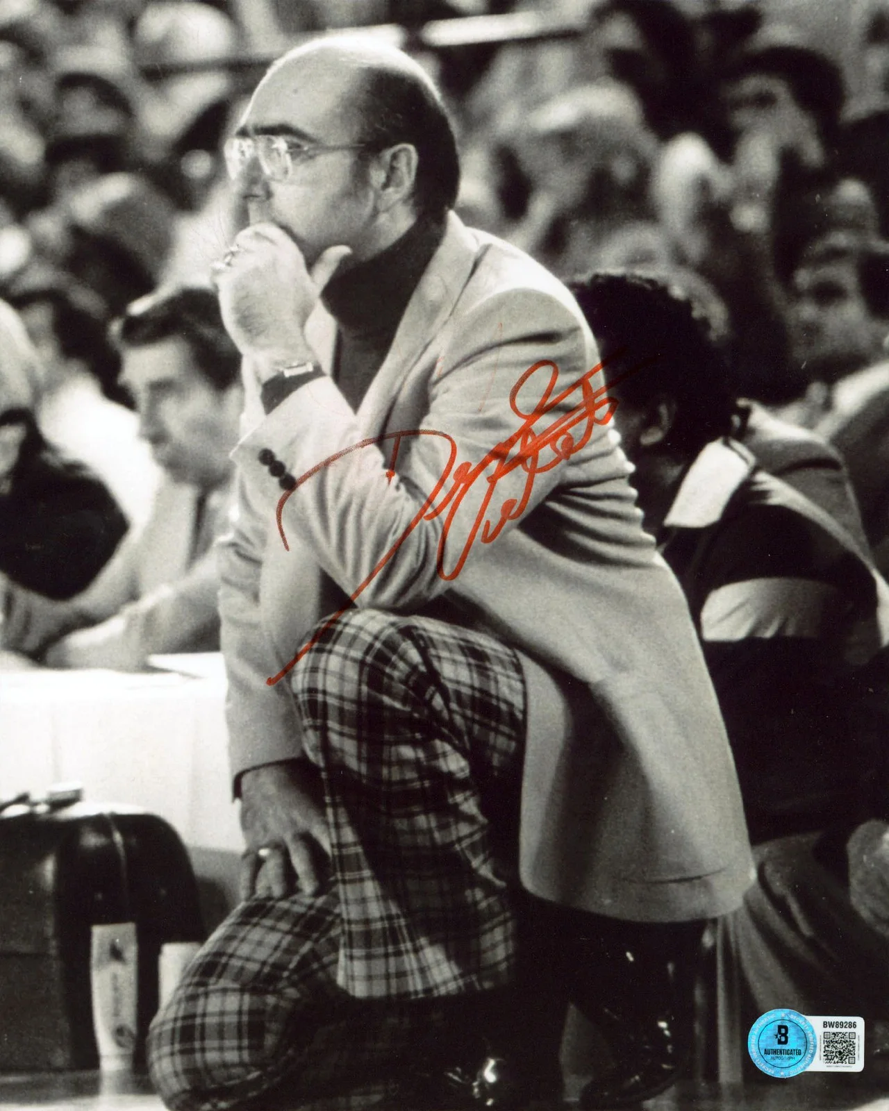 Dick Vitale — Dick Vitale Sportscaster Authentic Signed 8x10 Horizontal Photo BAS #BW89286