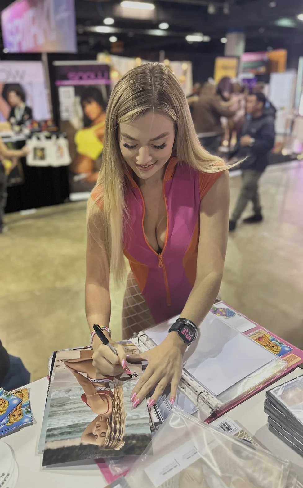 Blake Blossom — Blake Blossom Adult Video Star signed Hot 8x10 photo Proof #61 JSA Witnessed, изображение 2
