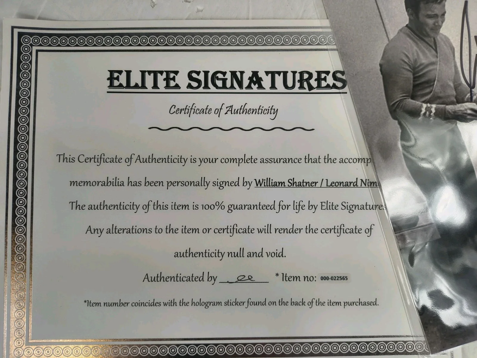 William Shatner / Leonard Nimoy — William Shatner / Leonard Nimoy Star Trek Signed 8x10 with CoA Black and White, изображение 2