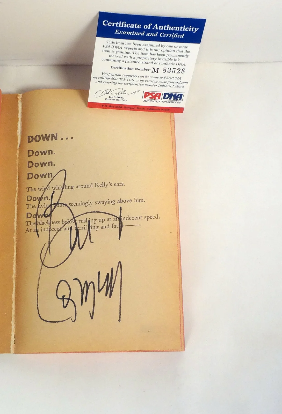 Bill Cosby — Bill Cosby Show Signed Autograph I Spy #7 Death-Twist Book PSA/DNA COA, image 2