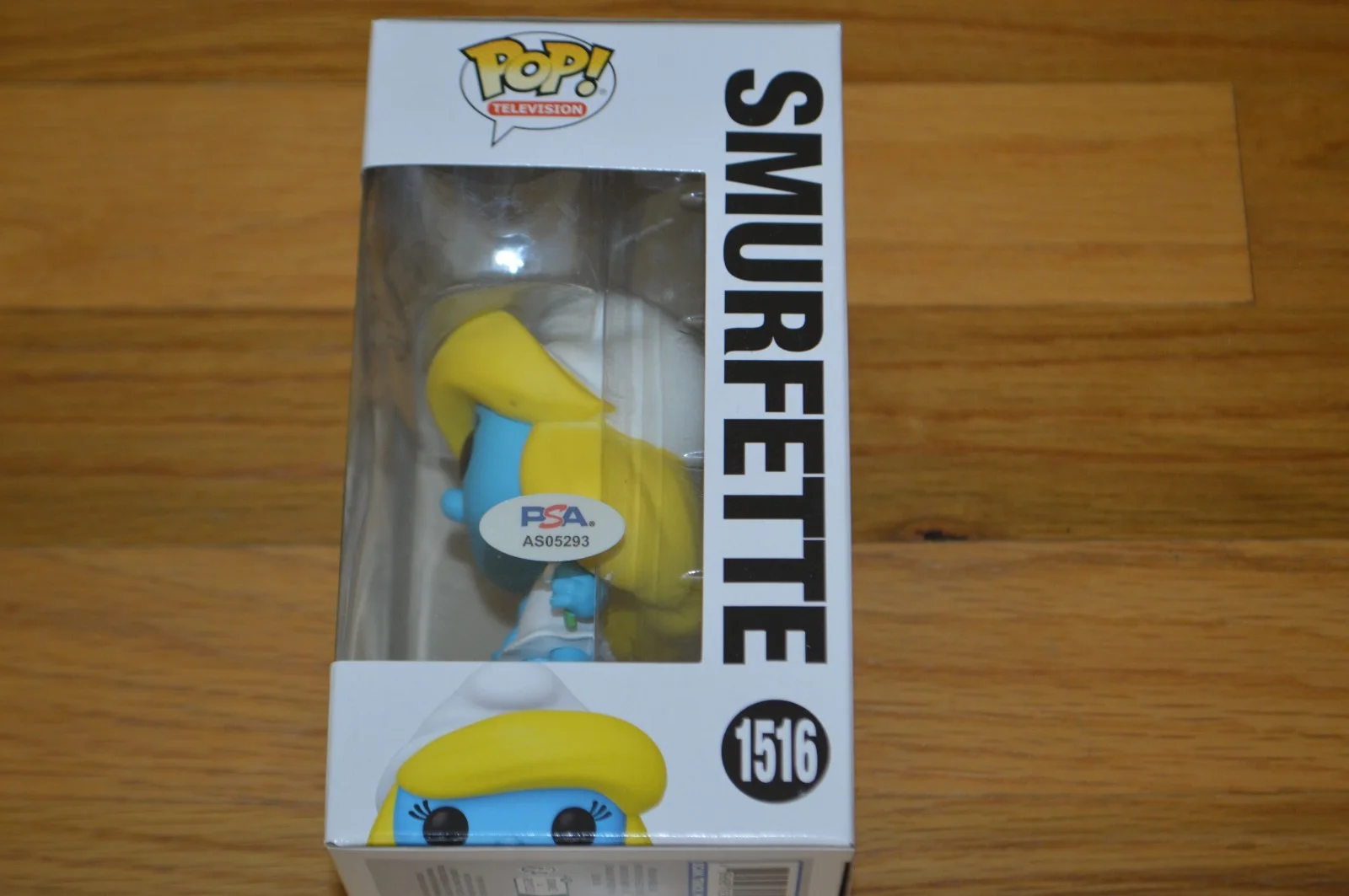 Rihanna Signed "Smurfette" Funko Pop Vinyl Figure #151 with PSA Hologram, image 4