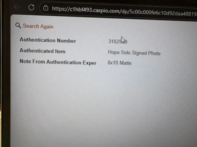 Hope Solo — Hope Solo Autographed Picture, image 3