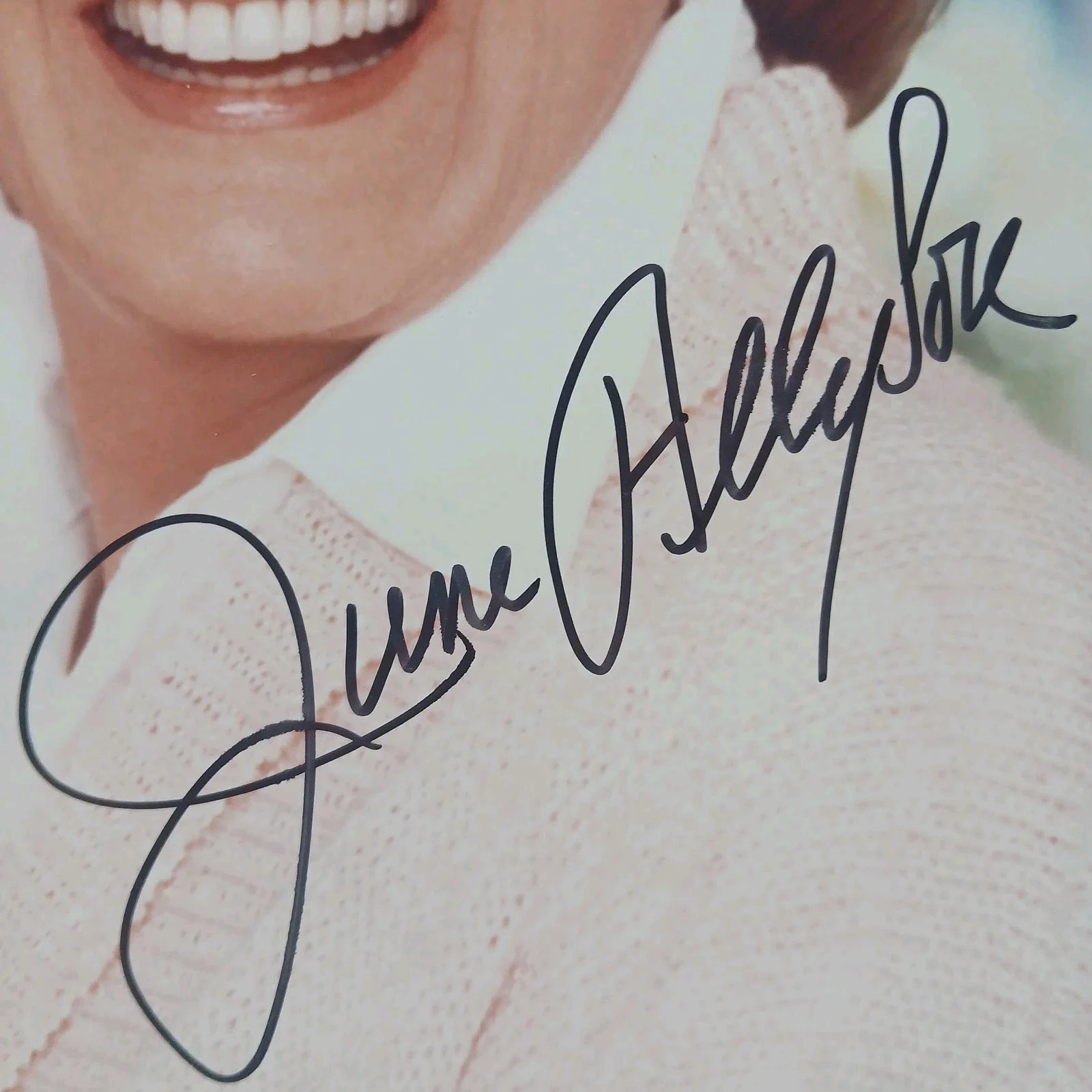 june allyson — june allyson signed 8x10 photo too young to kiss two girls and a sailor actress, изображение 3