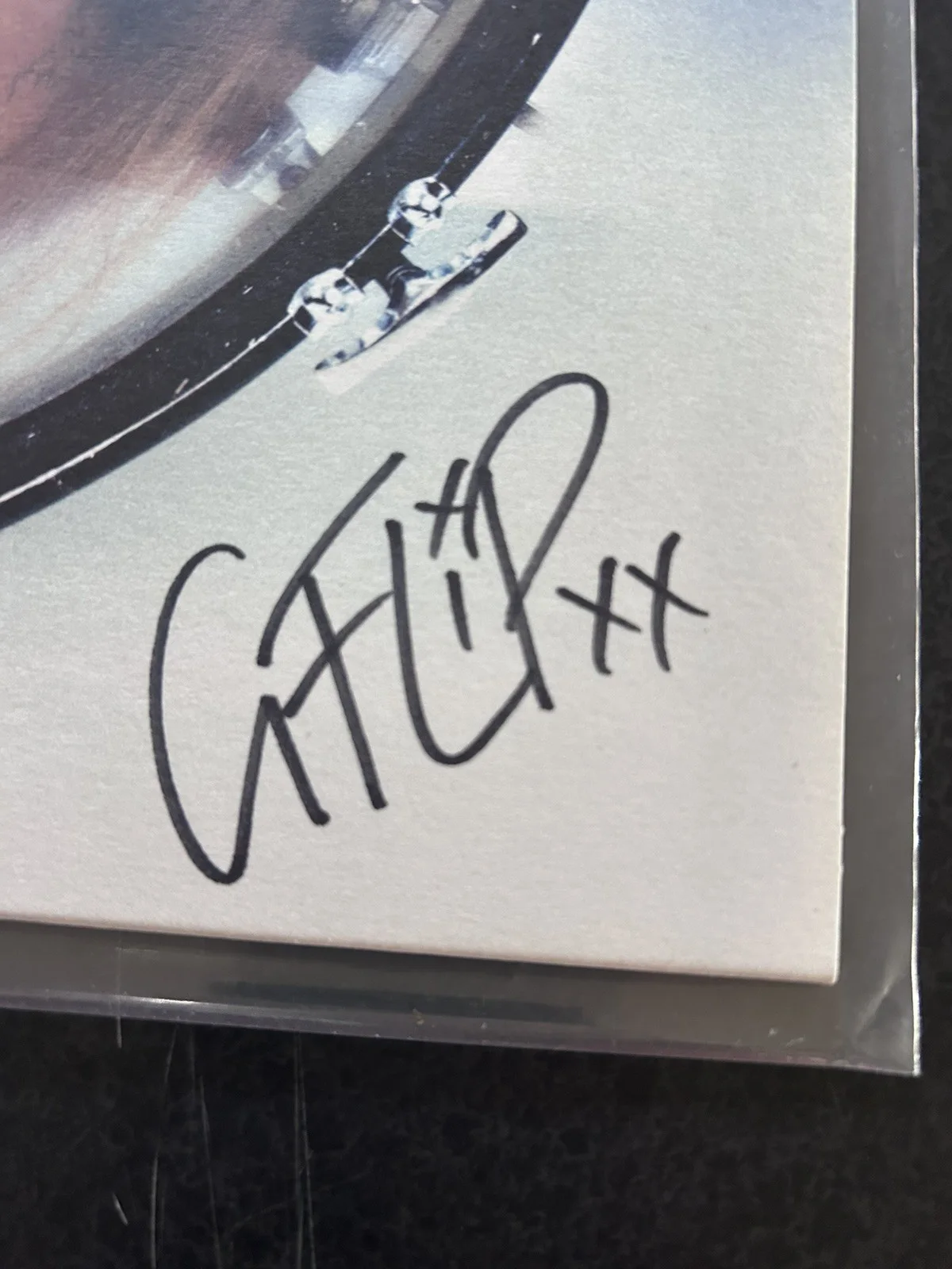 G Flip Signed Autographed “Drummer” Vinyl LP + 1st Album on white vinyl!, изображение 4