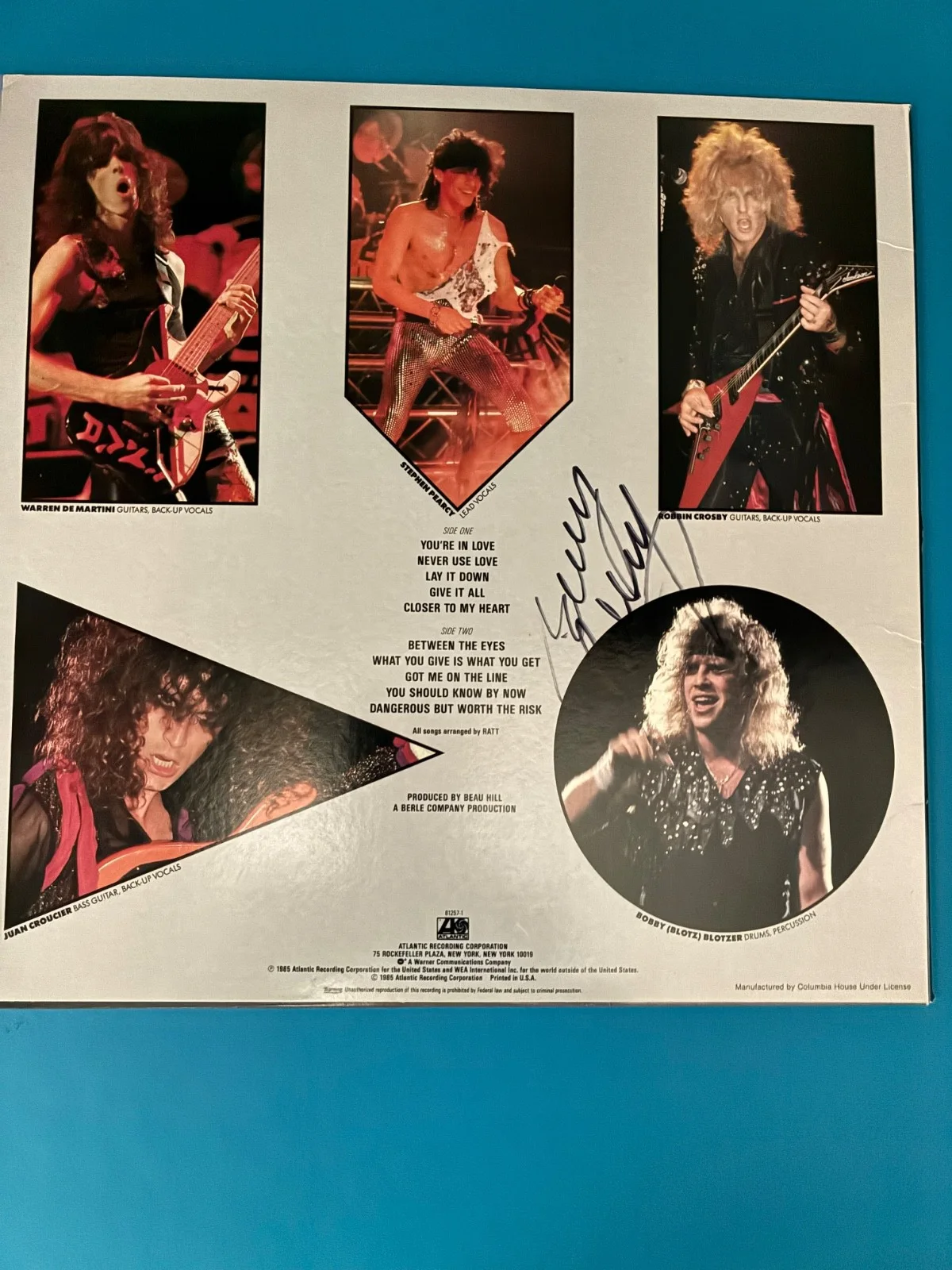 Ratt Band Original Signed Vinyl LP Bobby Blotzer Signed on his picture on back, image 2