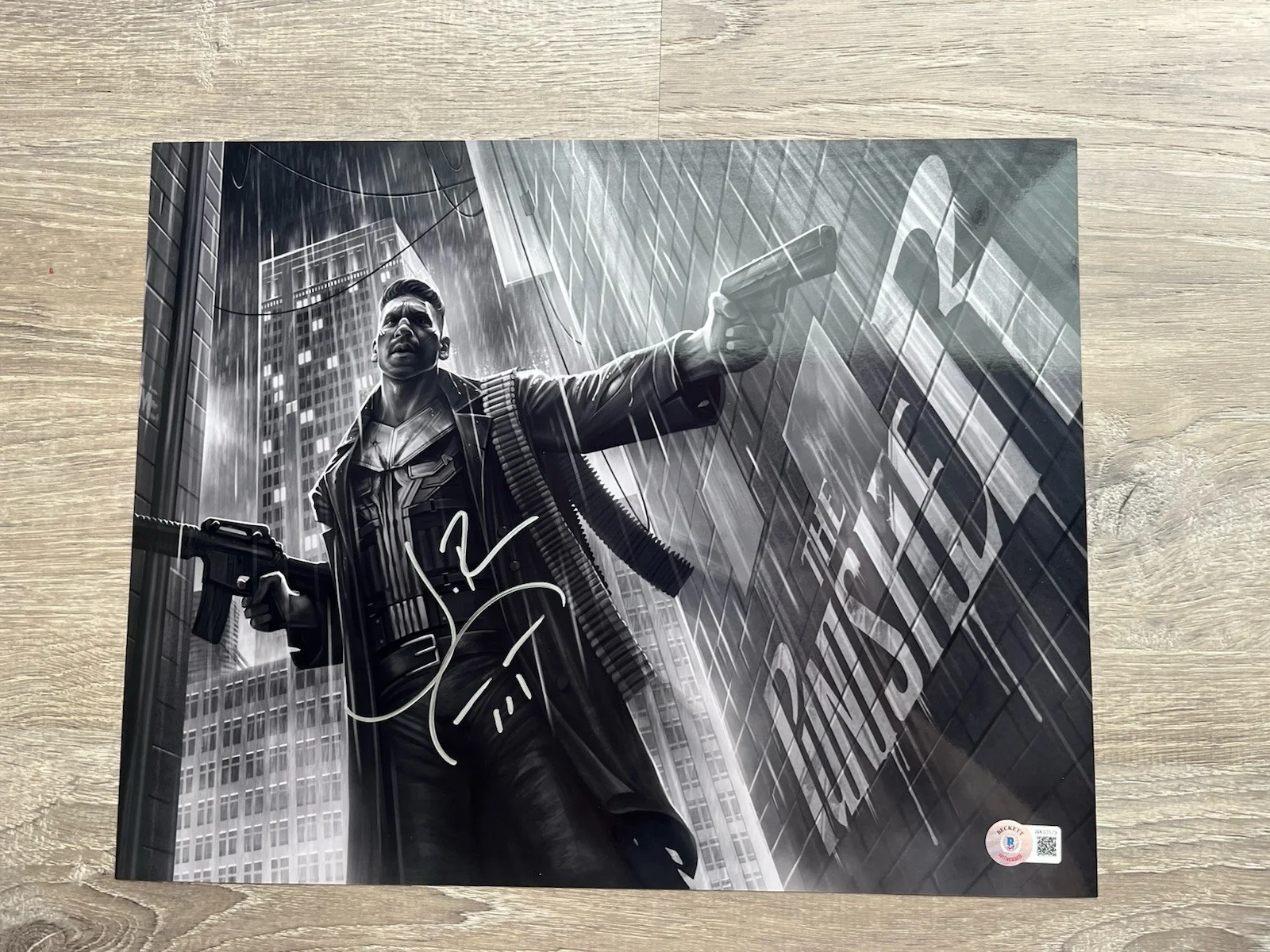 Jon Bernthal — Jon Bernthal Signed Punisher Metallic 11x14 Photo JSA COA Frank Castle Marvel, image 2