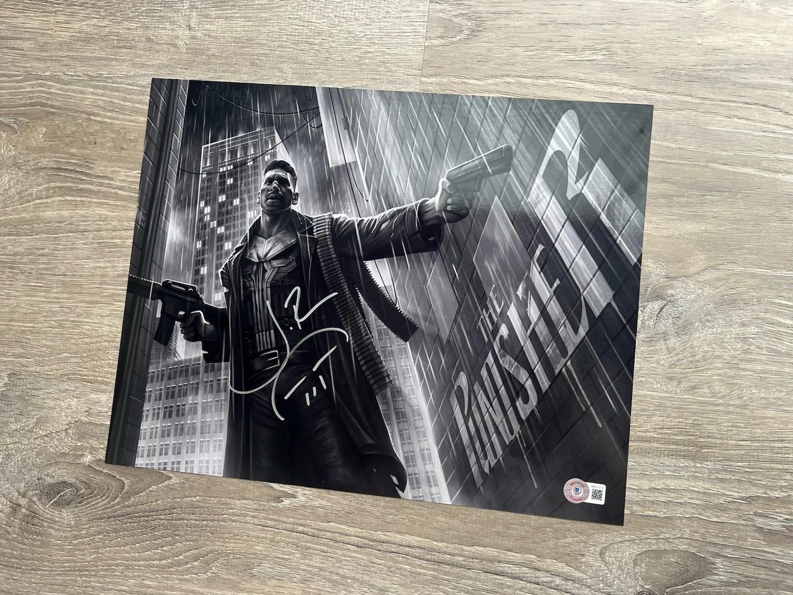 Jon Bernthal — Jon Bernthal Signed Punisher Metallic 11x14 Photo JSA COA Frank Castle Marvel, image 5