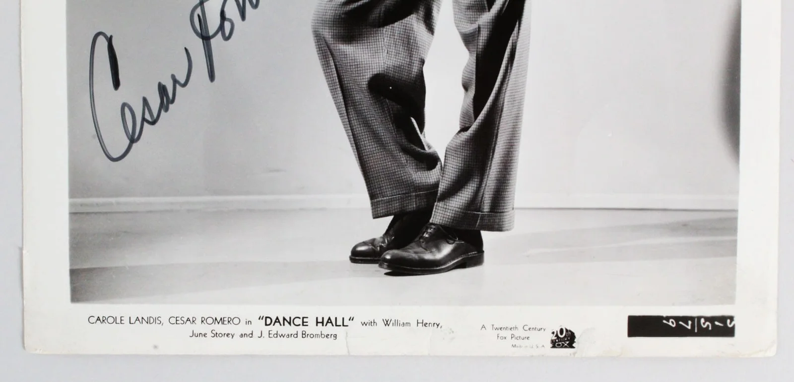 Cesar Romero Signed Photo 8x10 - COA JSA, image 3