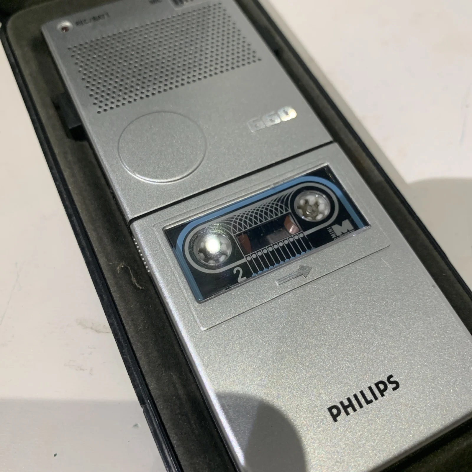 James Bond View to a Kill Philips 660 Voice Recorder film prop, image 4
