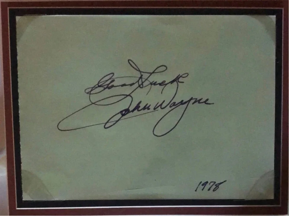 John Wayne signed note in Shadowbox w- Rifle & Lariat COA, image 2