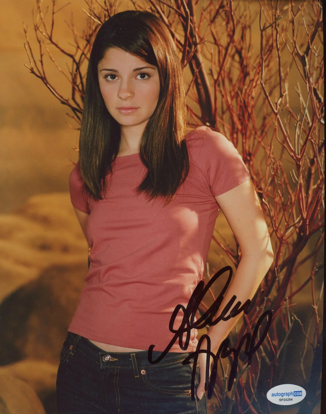 Shiri Appleby — Shiri Appleby Signed Autographed ROSWELL 8x10 Photo EXACT Proof ACOA A UnReal, image 2
