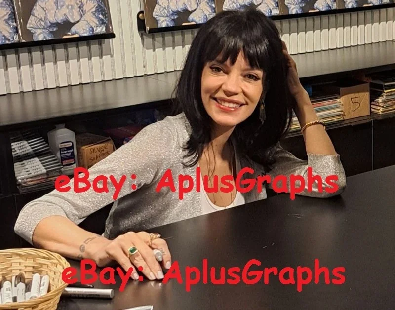 LILY ALLEN... West End Girl Vinyl / LP - SIGNED + Pics #1, изображение 3