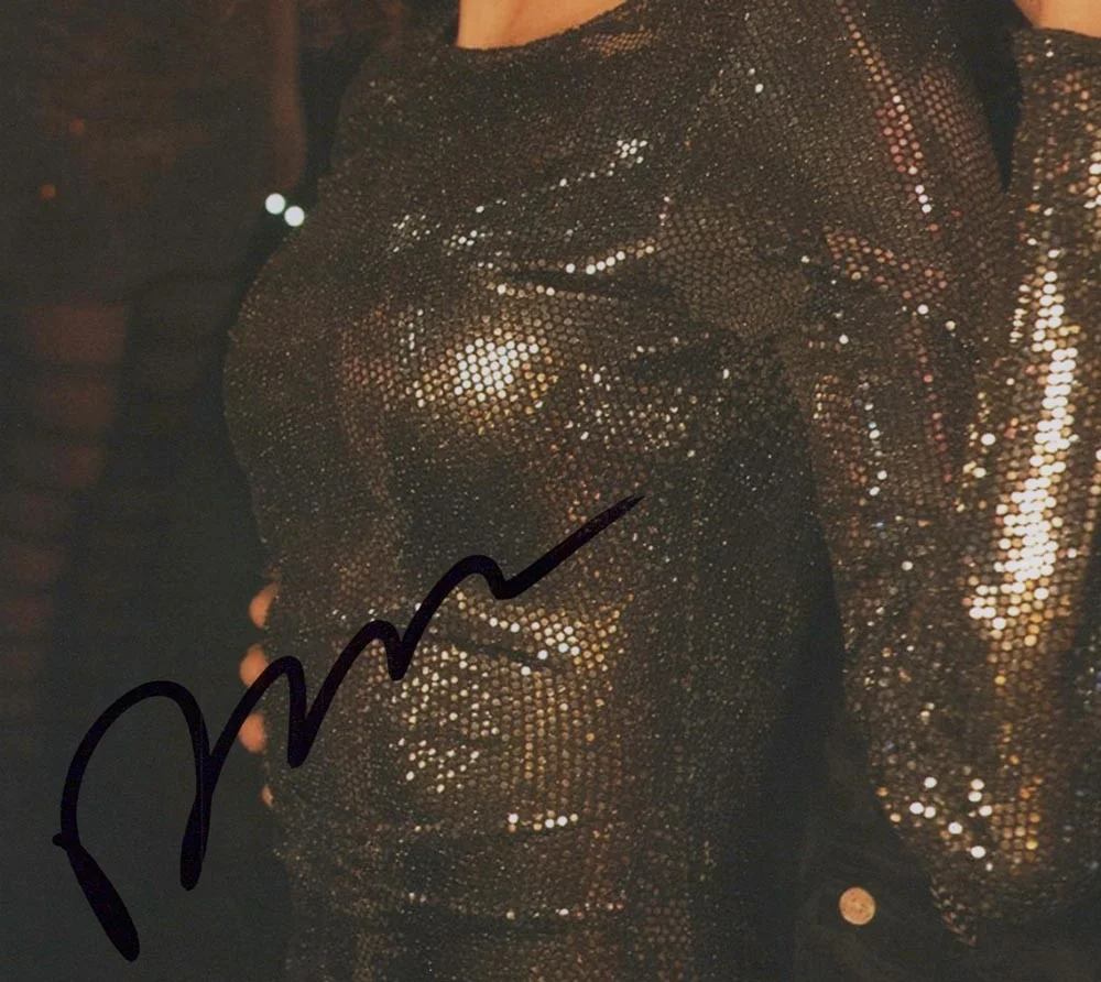 Ksenia Daniela Kharlamova — Ksenia Daniela Kharlamova signed "HEATED RIVALRY" 8x10 Photo EX PROOF b Ilya COA, изображение 4