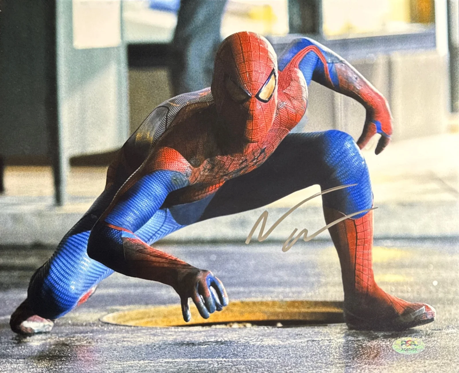 Andrew Garfield — Andrew Garfield Signed 11x14 Spider-Man Photo PSA AQ52465, image 2