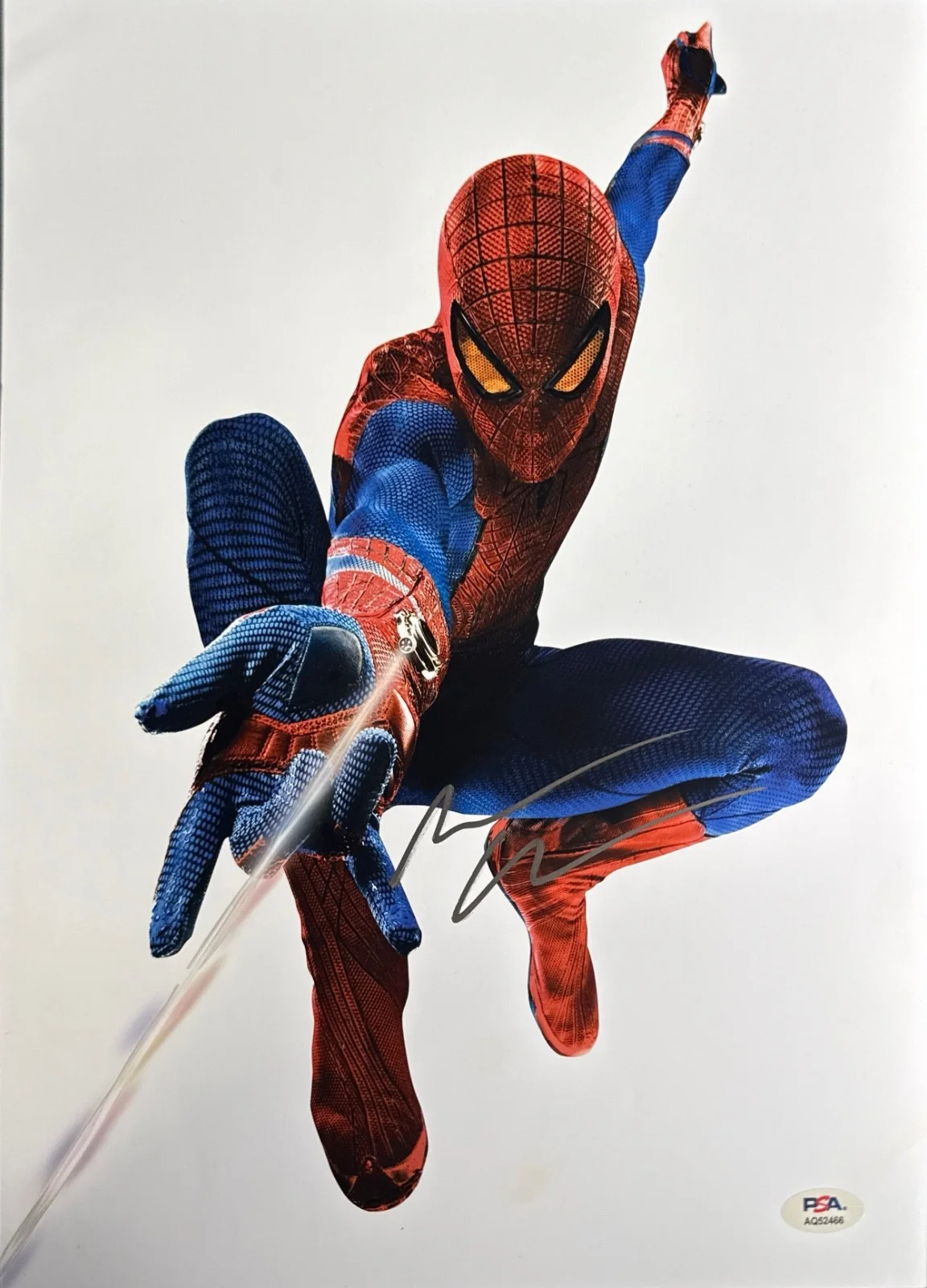 Andrew Garfield — Andrew Garfield Signed 11x14 Spider-Man Photo PSA AQ52466, image 2