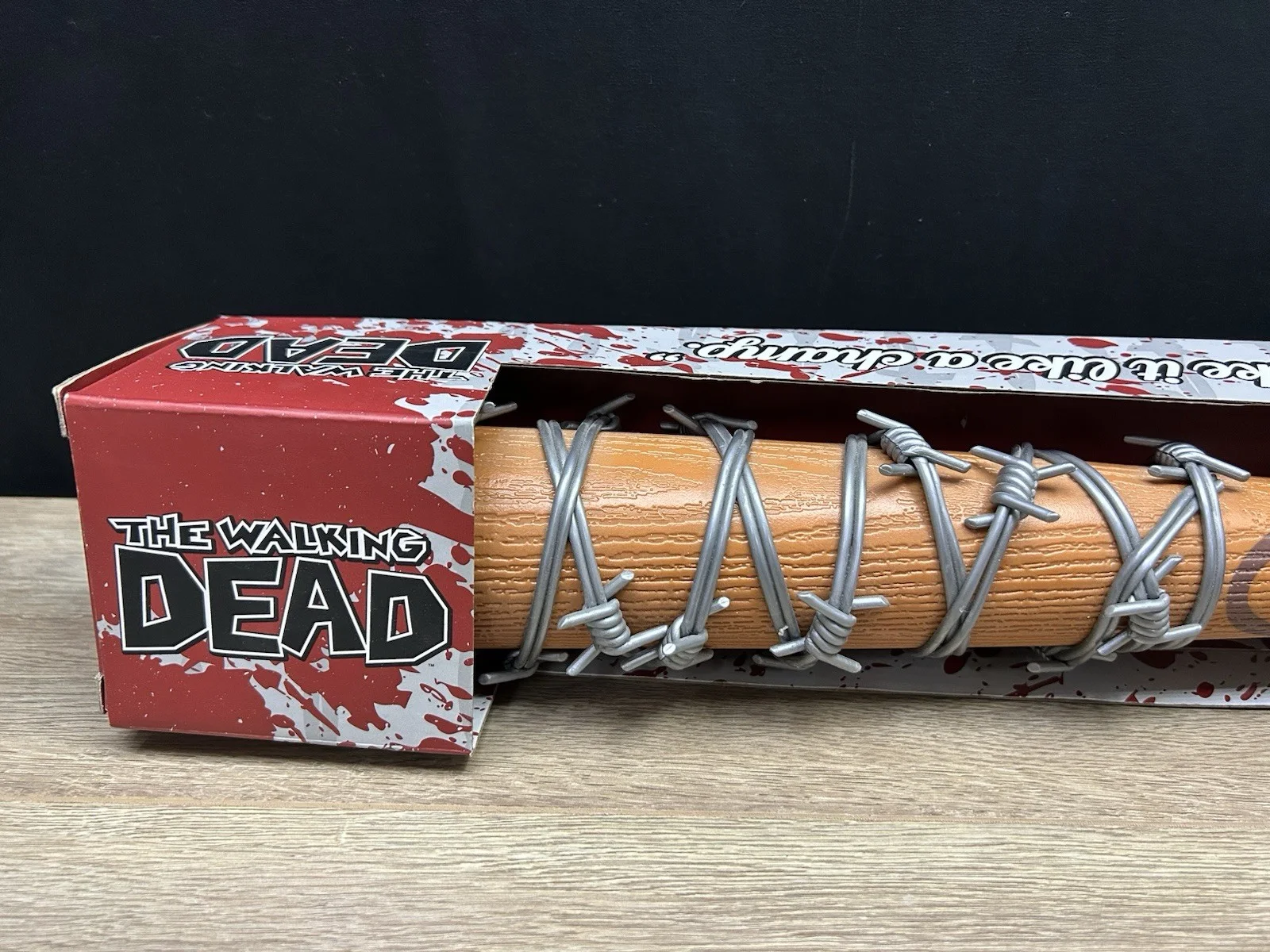 SIGNED Lucille Walking Dead Skybound Exclusive 34” Replica Negan Barb Wire Bat, image 2