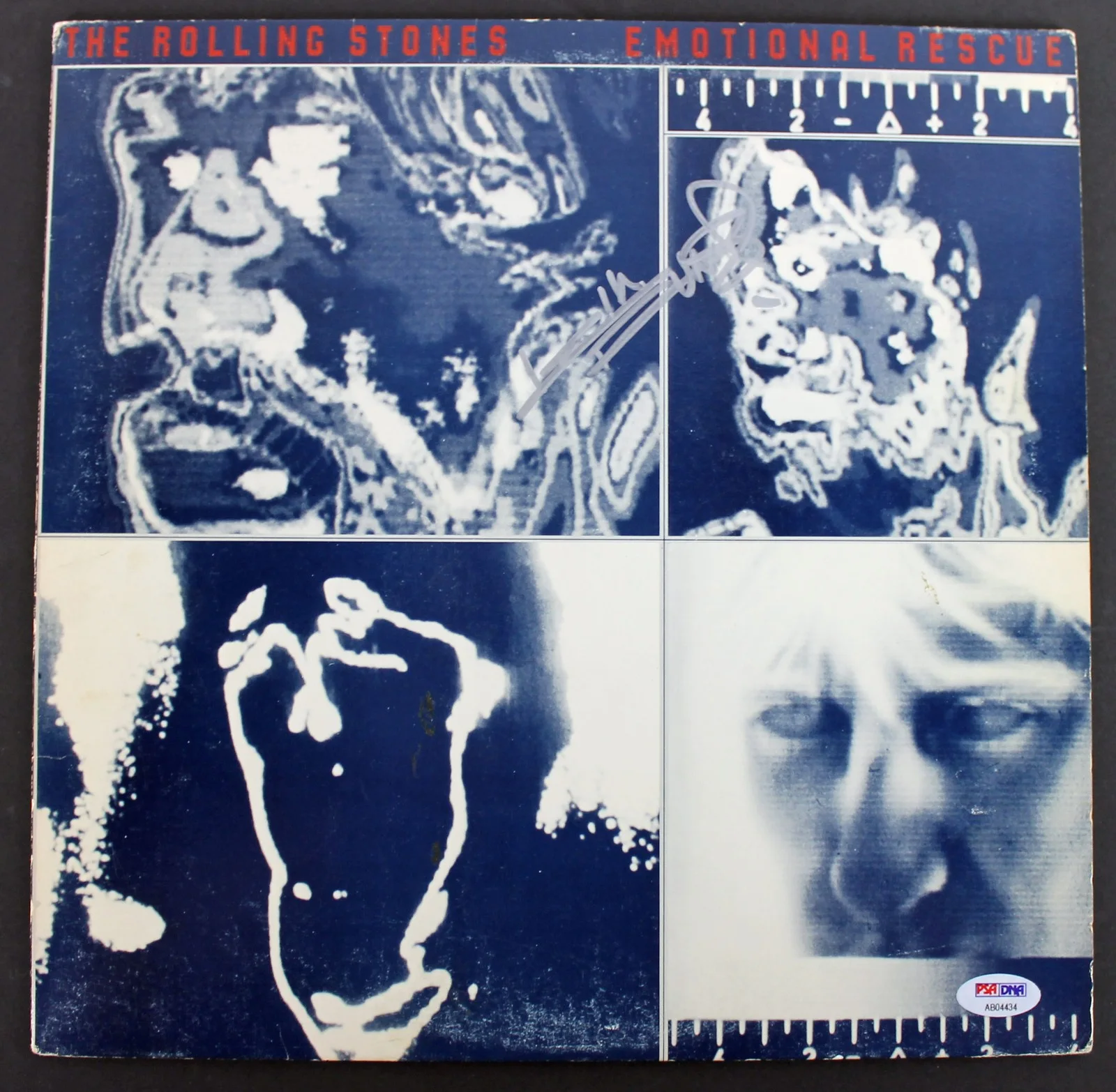 Keith Richards — Keith Richards Rolling Stones Signed 'Emotional Rescue' Album Cover PSA #AB04434