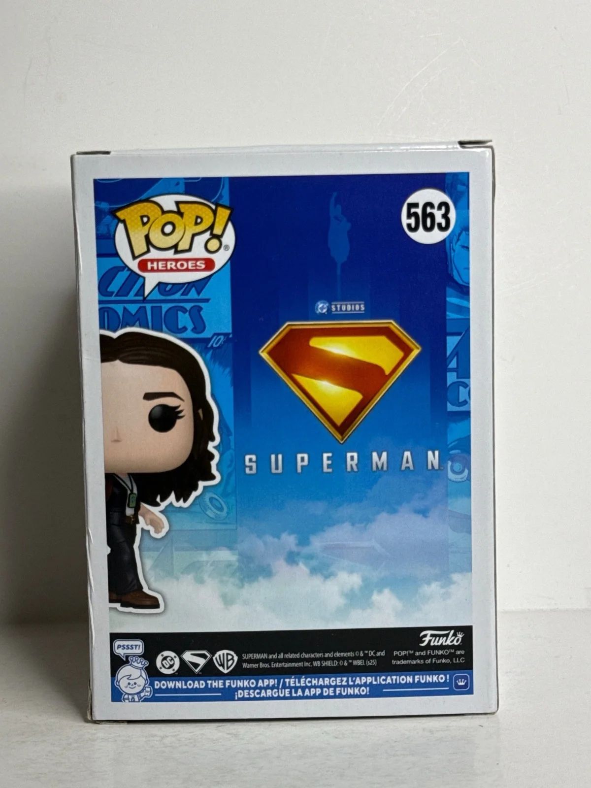 Rachel Brosnahan — Rachel Brosnahan Signed Lois Lane Superman Funko #563 PSA AQ52510, изображение 3