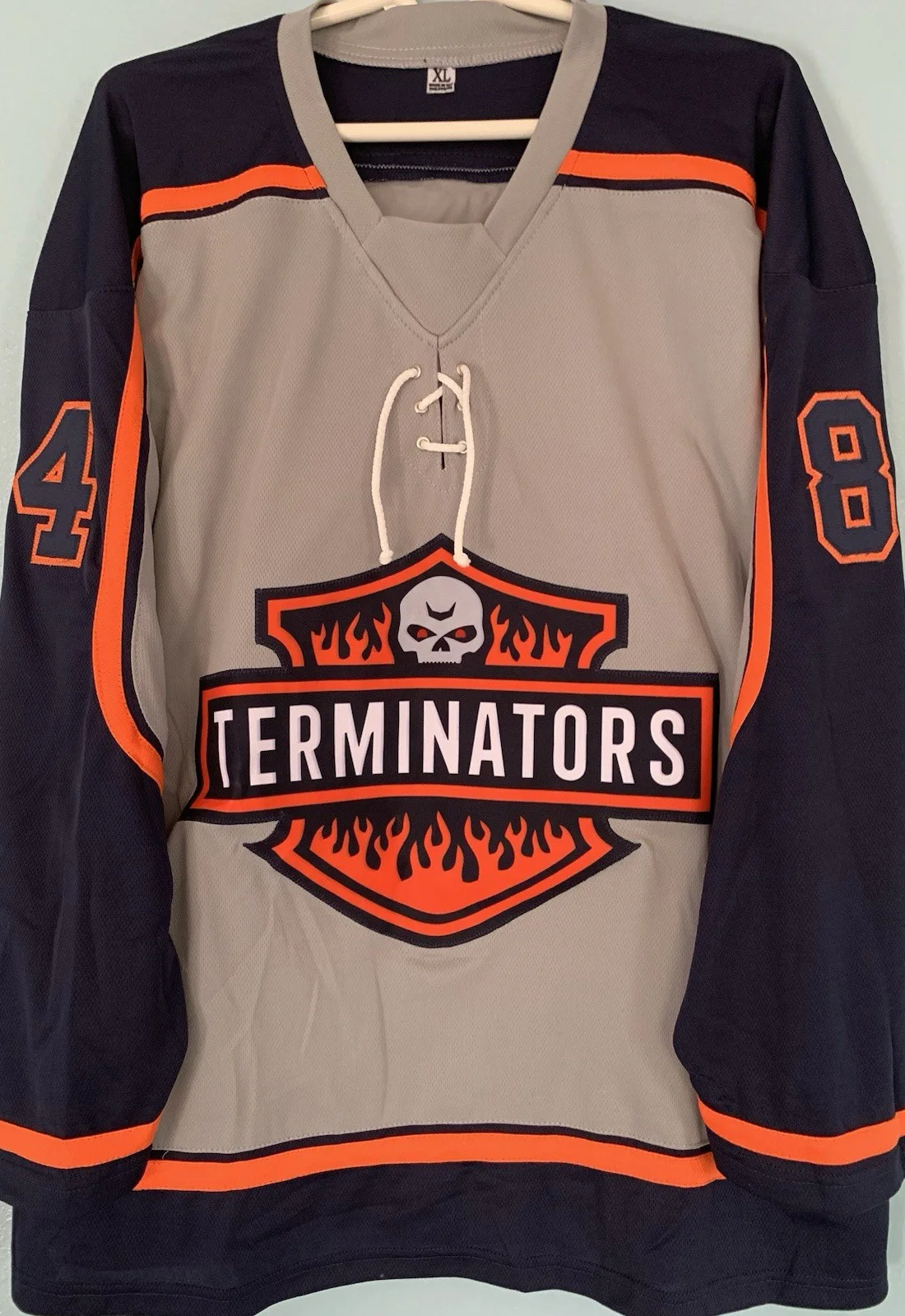 Michael Biehn — Michael Biehn Signed Autographed Kyle Reese Jersey The Terminator JSA Certified., image 2