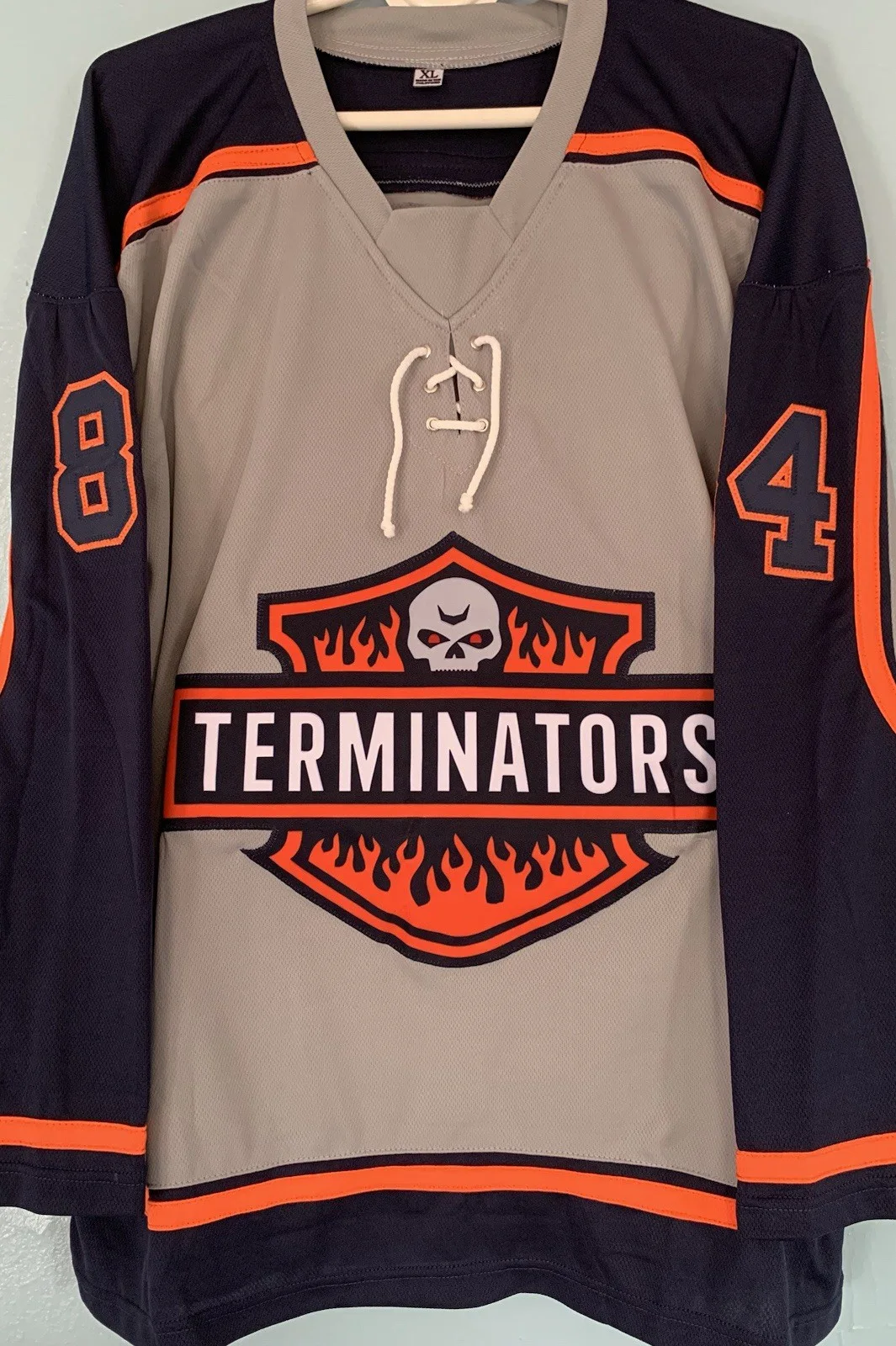 Michael Biehn — Michael Biehn Signed Autographed Kyle Reese Jersey The Terminator JSA Certified, image 2