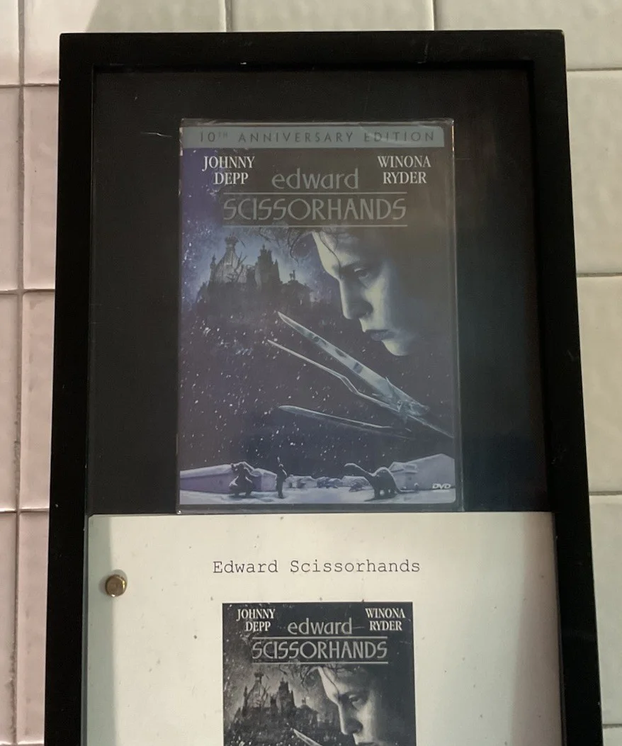 Johnny Depp Signatured Edward Scissorhands Script With COA In Frame ￼￼￼, image 3