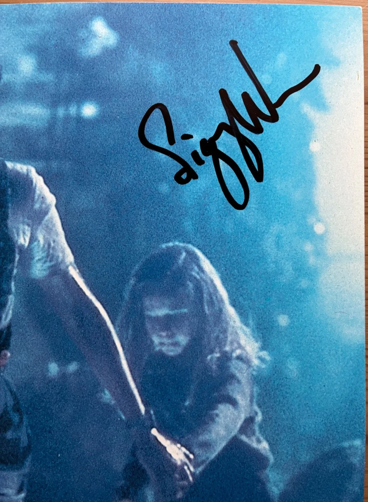 Sigourney Weaver — Sigourney Weaver Signed Aliens Die Rückkehr 8x10 Lobby Card Autograph Ripley BAS, изображение 2