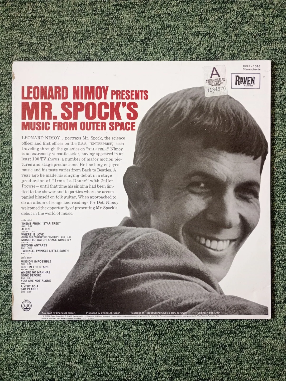LP record Mr Spock’s Music From Outer Space - Leonard Nimoy - Star Trek, image 2