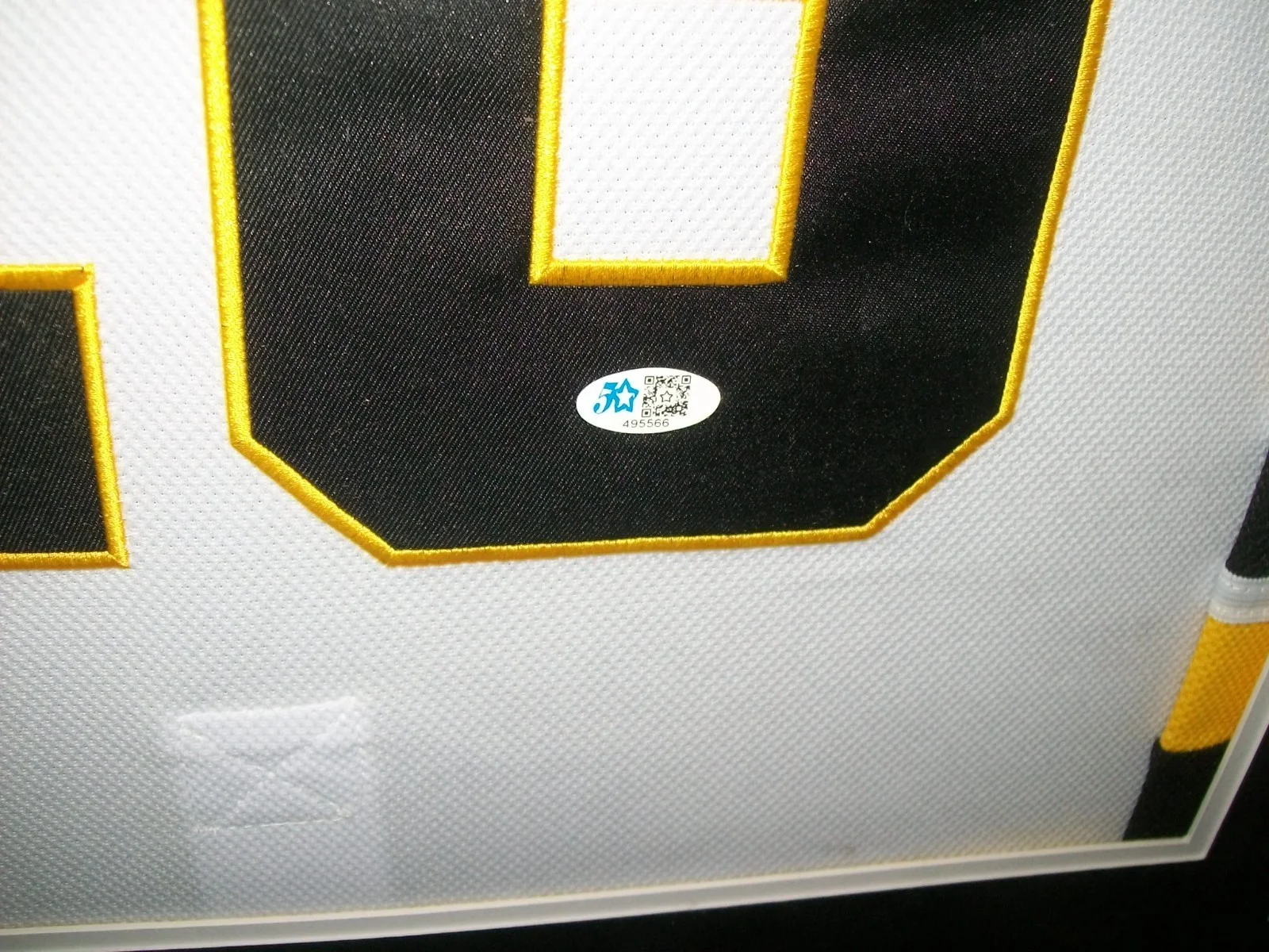 Adam Sandler — ADAM SANDLER FRAMED AUTOGRAPHED SIGNED HAPPY GILMORE JERSEY BOSTON BRUINS 5 STAR, изображение 3