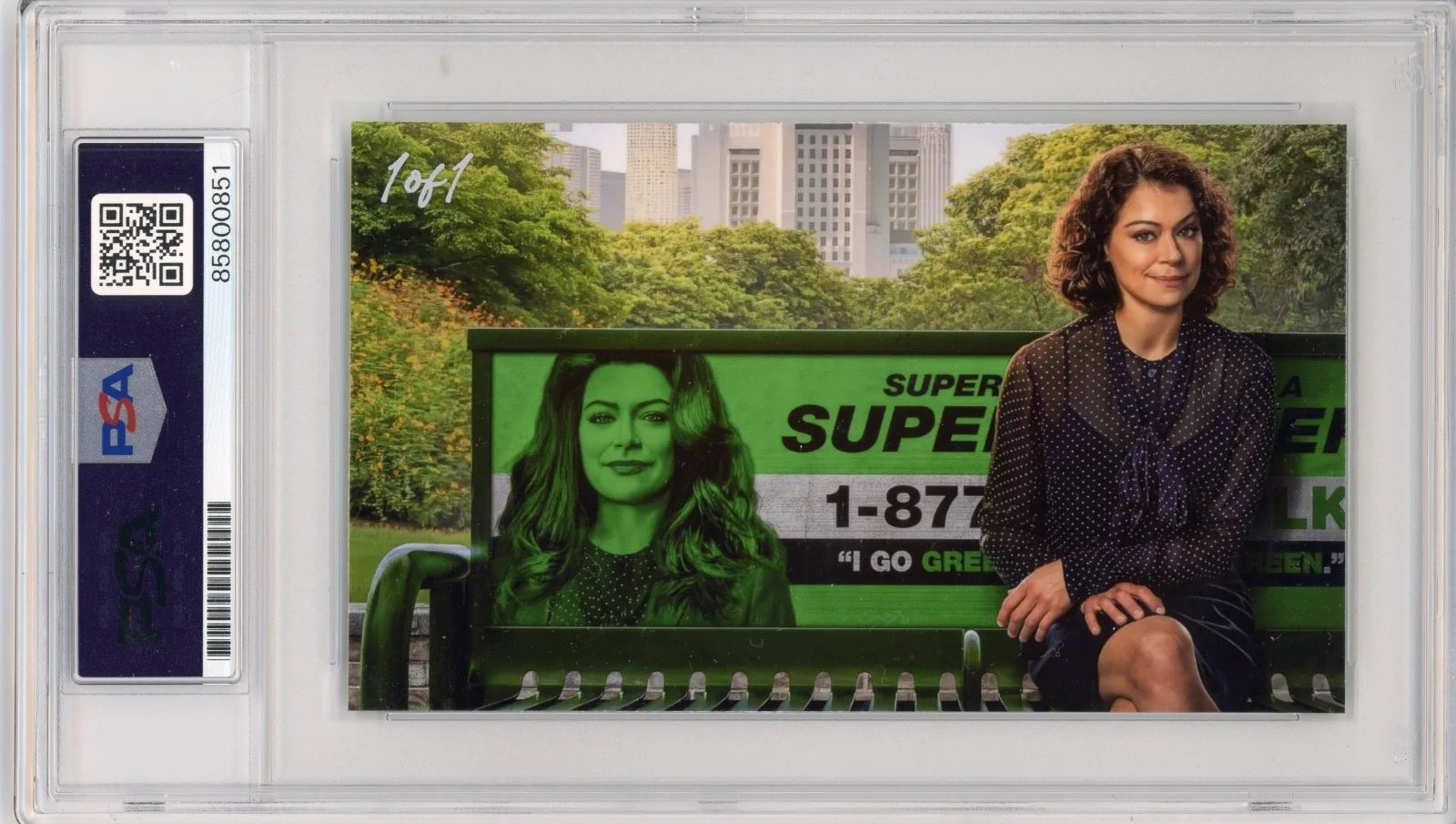 Tatiana Maslany — Tatiana Maslany Signed Cut Custom She Hulk 3x5 Card PSA Slab Slabbed AUTO, изображение 2