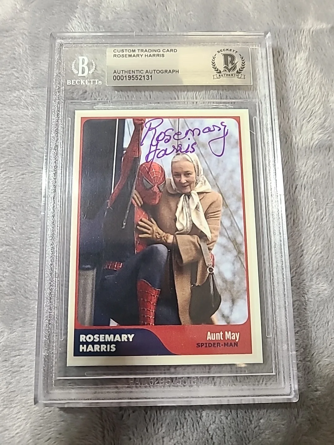 Rosemary Harris Signed Aunt May Spiderman Card BAS Certified, image 2