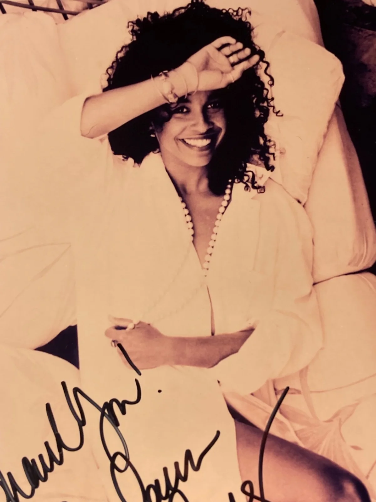 Hand SIGNED Rae Dawn Chong 8x10 Vintage Photo - Stony Island, Quest for Fire, et, image 2