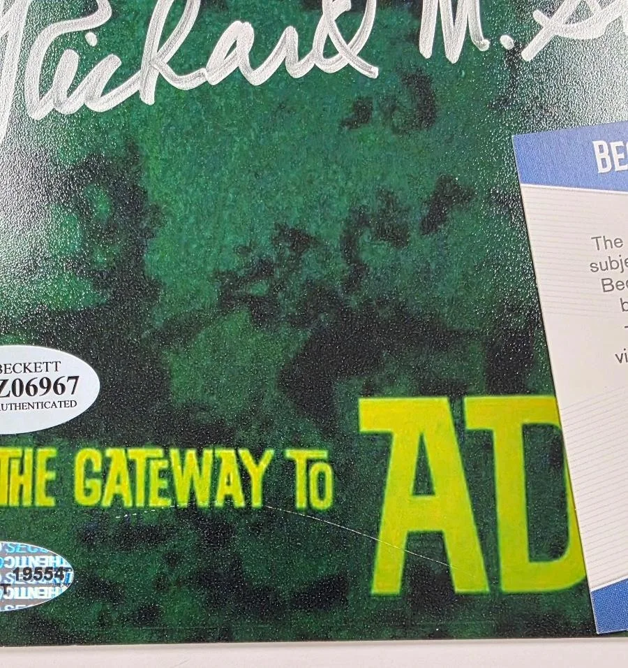 *READ* Songwriter Richard Sherman signed Tiki Room 11x17 Photo ~ Beckett BAS COA, изображение 3