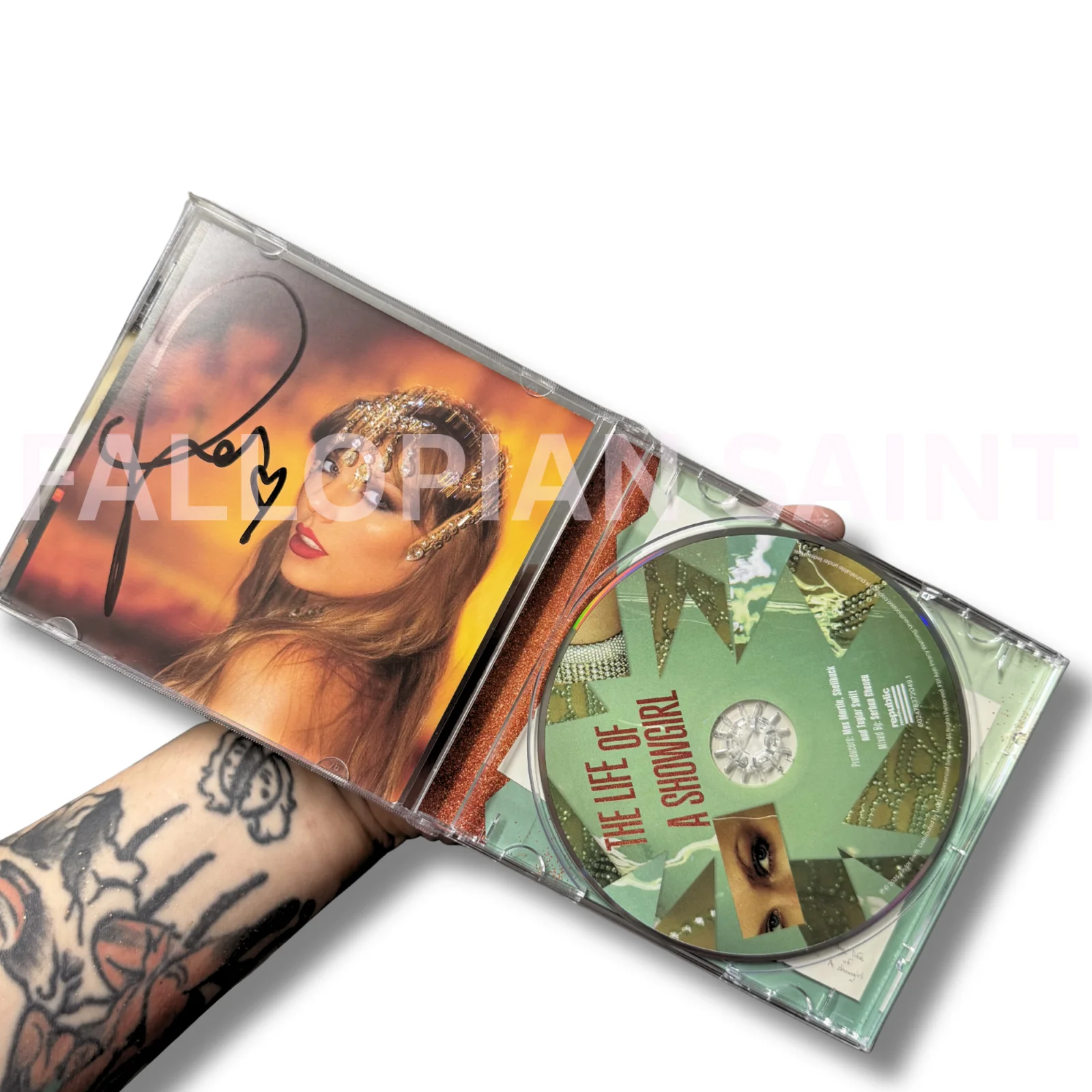 Taylor Swift Signed CD - The Life of a Showgirl - Photo #1, изображение 2