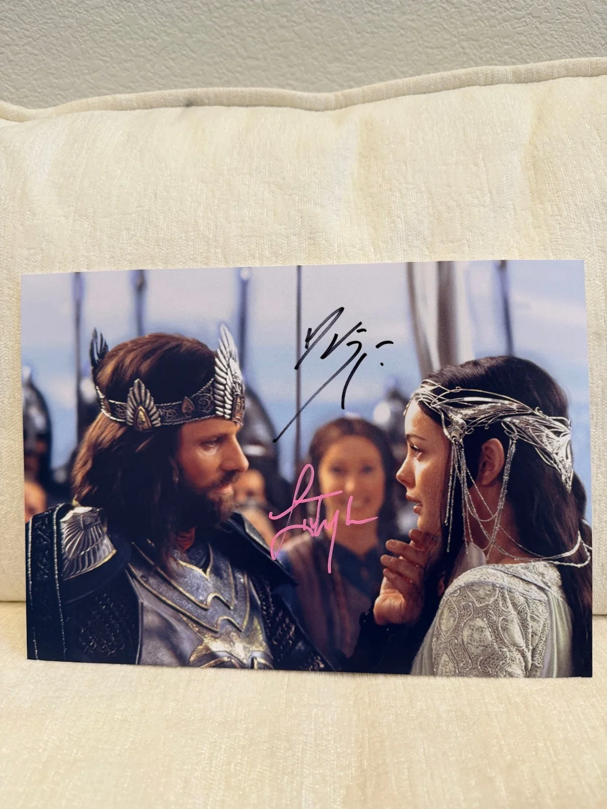 Viggo Mortensen and Liv Tyler — Lord of the Rings Genuine Hand Signed 8x12 Photo Liv Tyler Viggo Mortensen COA