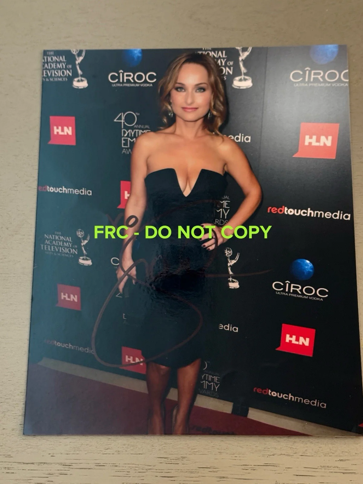 Giada De Laurentiis — Giada De Laurentiis Signed 8x10 Color Cleavage Dress Food Network Chef SEXY