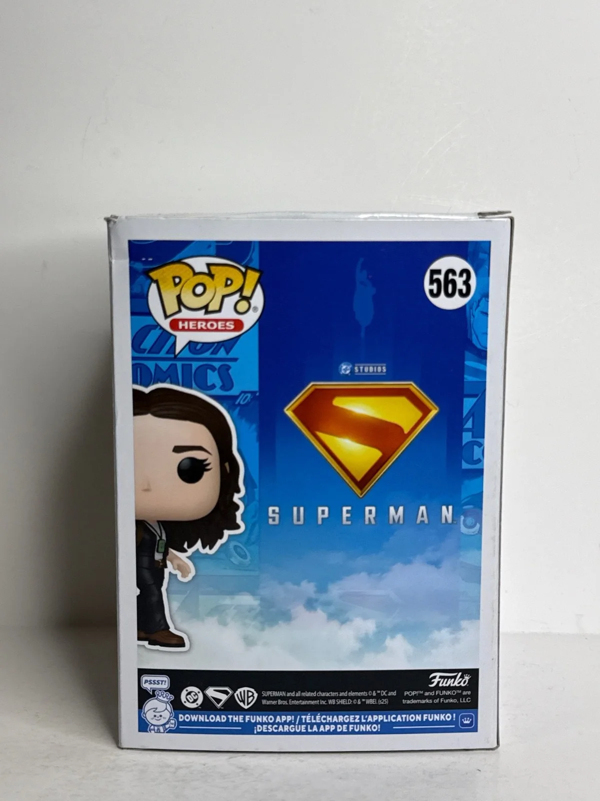 Rachel Brosnahan — Rachel Brosnahan Signed Lois Lane Superman Funko #563 PSA AQ52509, изображение 3