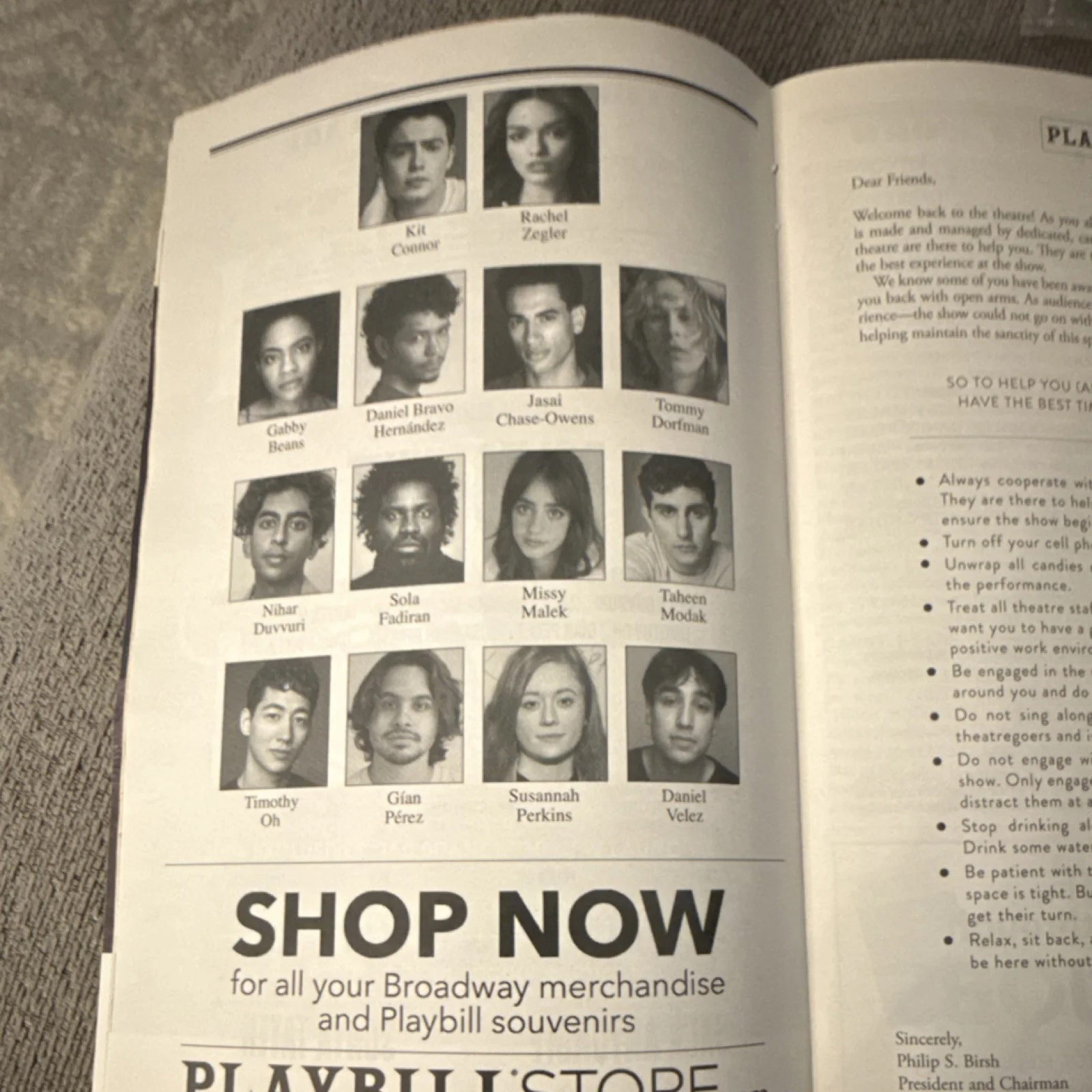 Kit Connor, Rachel Zegler, Gabby Beans, Daniel Bravo Hernández — Romeo + Juliet Original Signed Playbill Circle in the Square Kit Connor cast, image 4