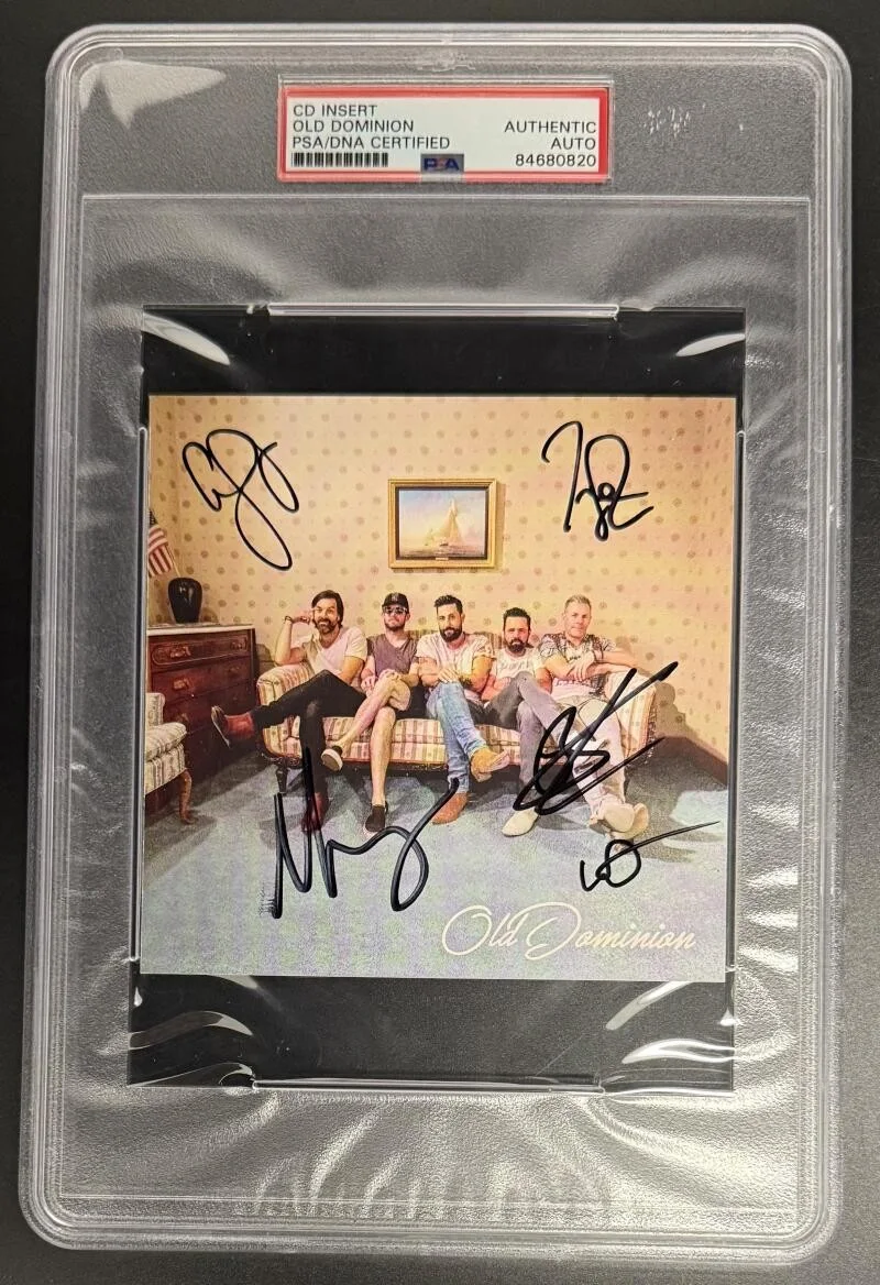 Matthew Ramsey, Trevor Rosen, Whit Sellers, Geoff Sprung, Brad Tu — Old Dominion Signed Band Autograph PSA/DNA Slabbed Encapsulated CD Cover COA A