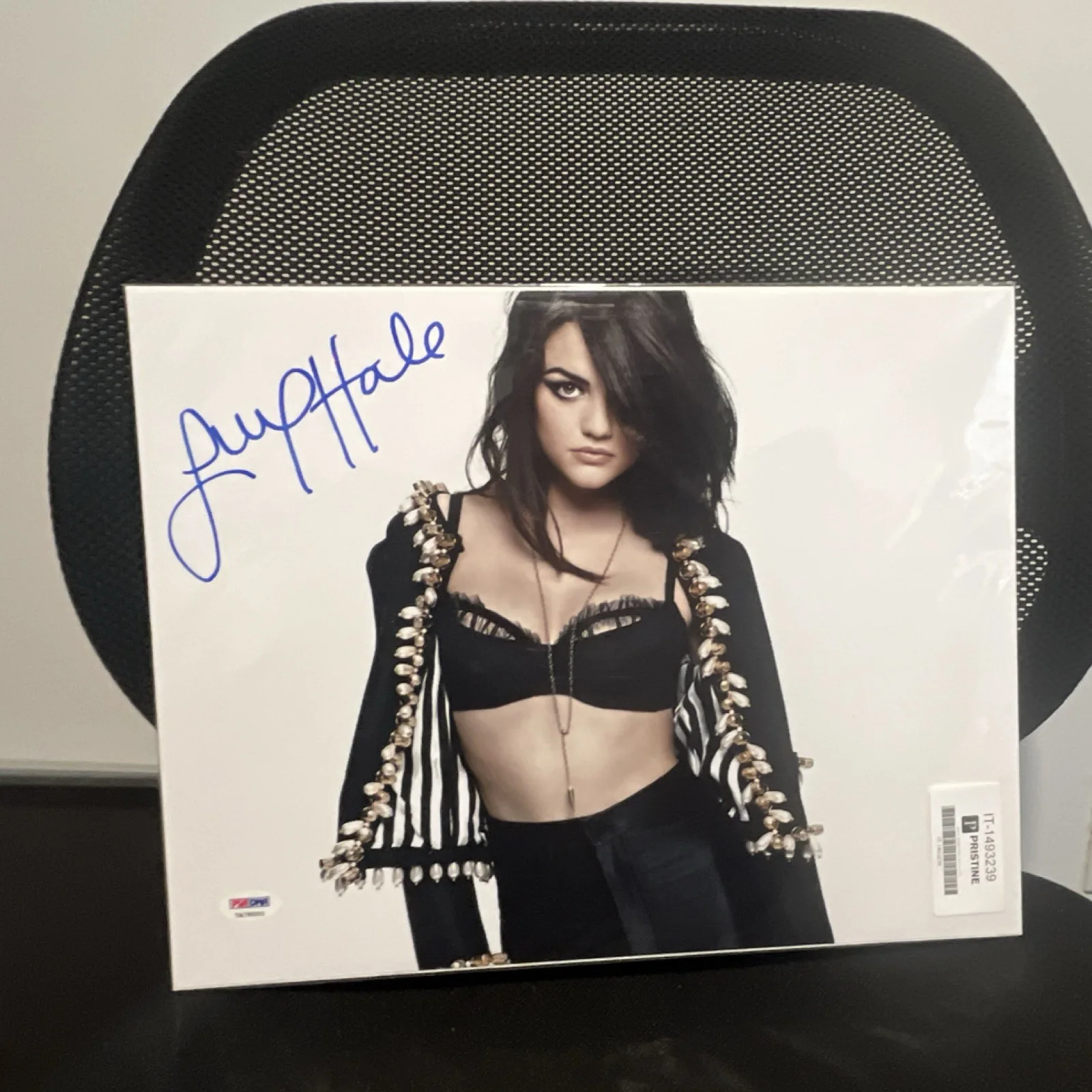 Lucy Hale — Lucy Hale Autographed 8x10 Original Movie Photo PSA/DNA Authenticated