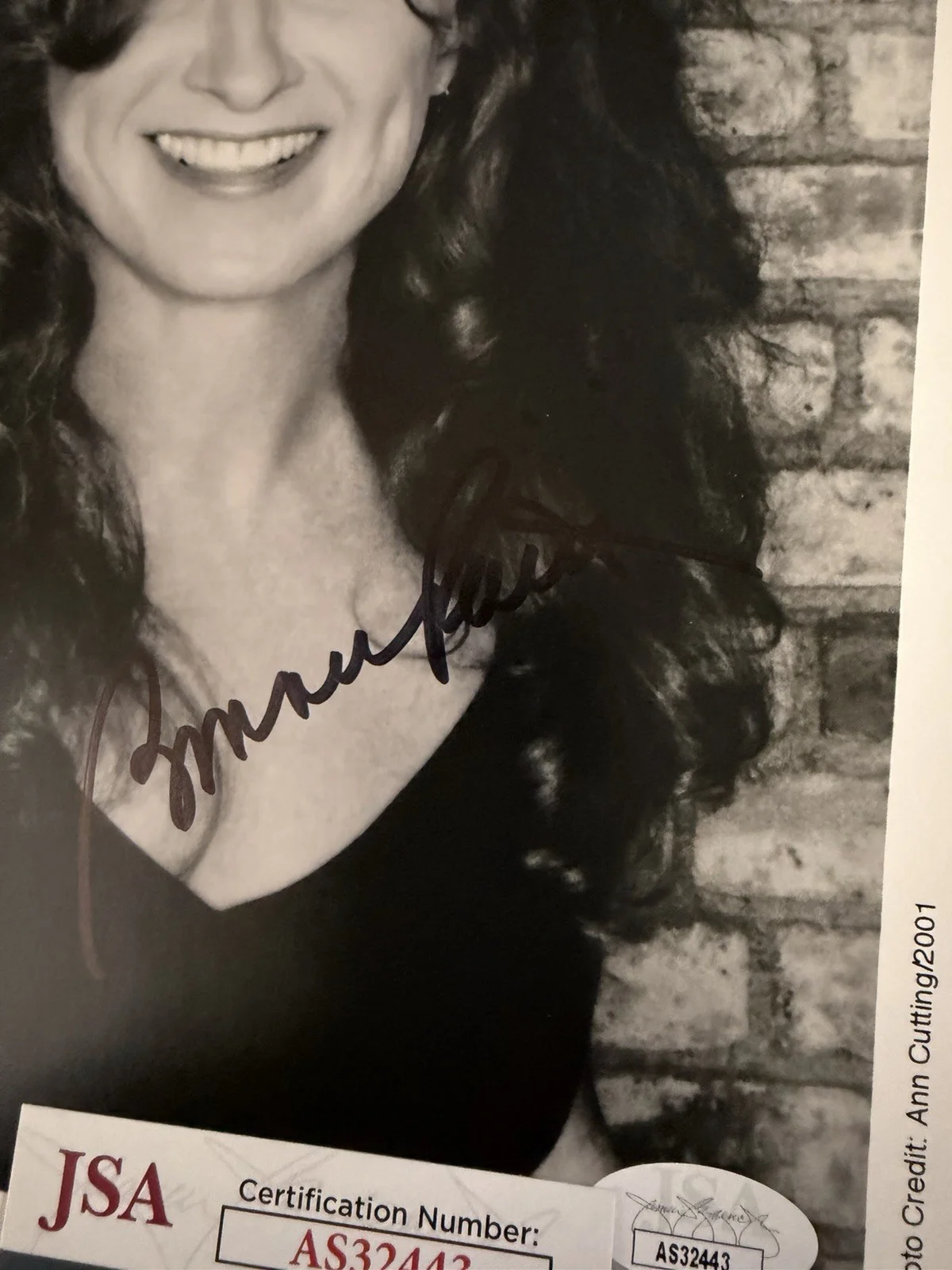Bonnie Raitt Signed Auto Vintage 8x10 Legendary Singer JSA James Spence, изображение 2