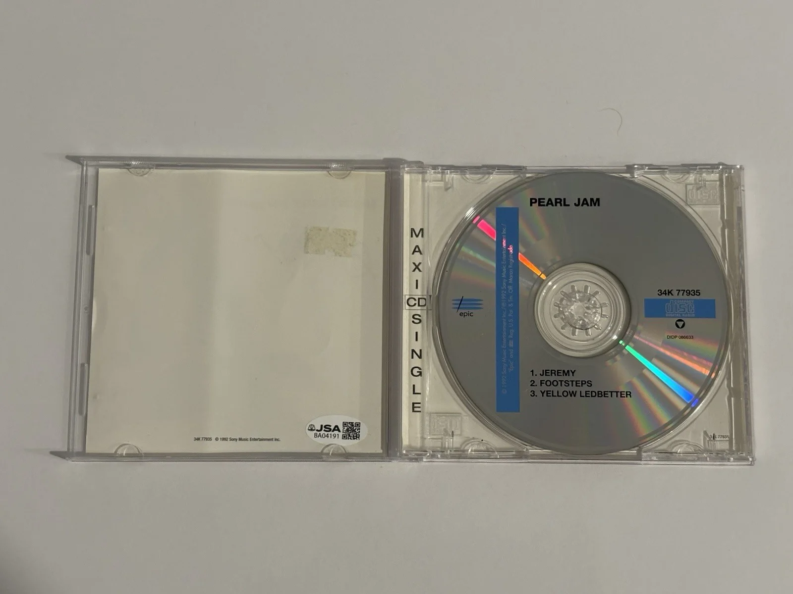 Pearl Jam Jeremy CD Eddie Vedder Signed Autographed JSA COA LOA, изображение 3