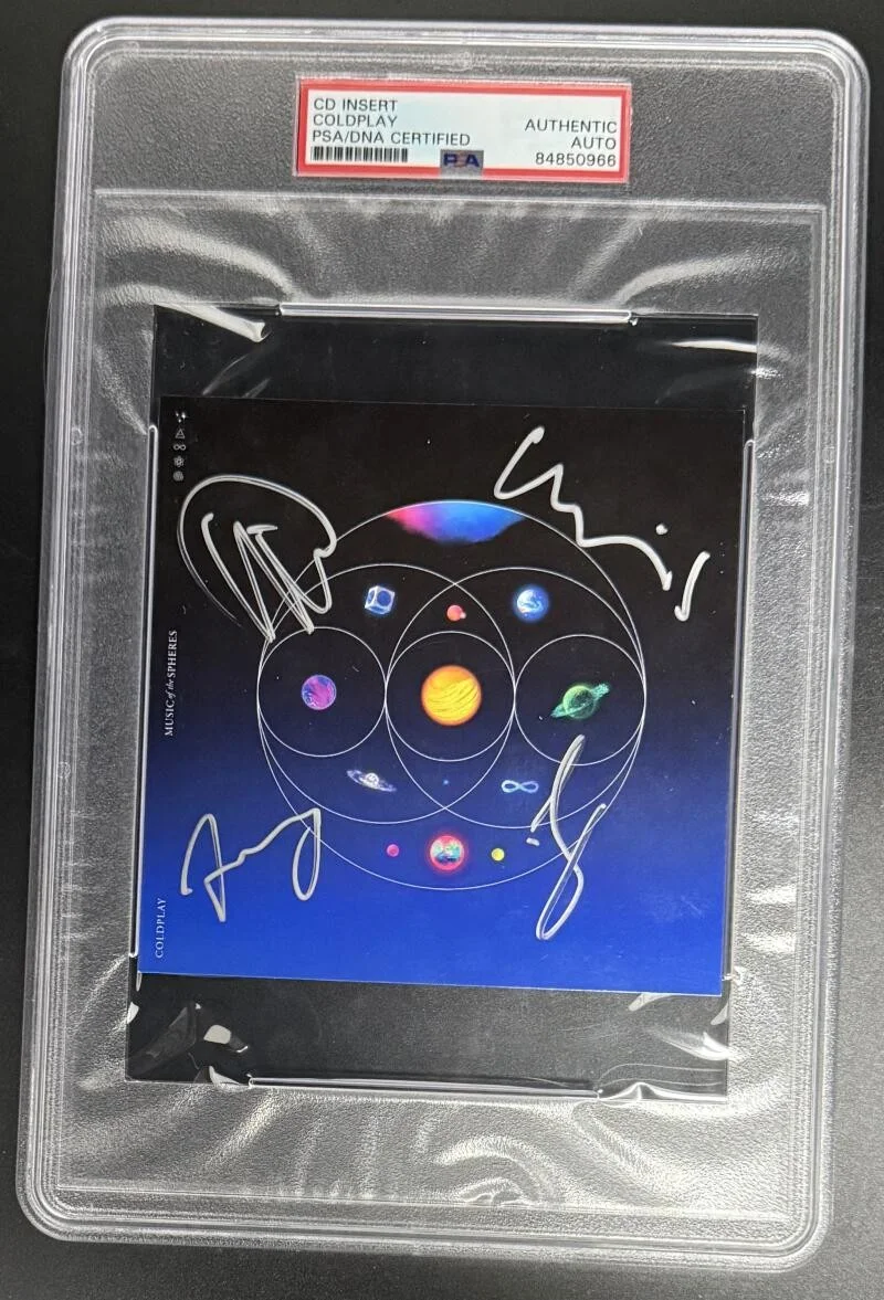Chris Martin, Jonny Buckland, Guy Berryman and Will Champion — Coldplay Chris Martin Signed Autograph PSA/DNA Slabbed Music Spheres CD Cover 4x