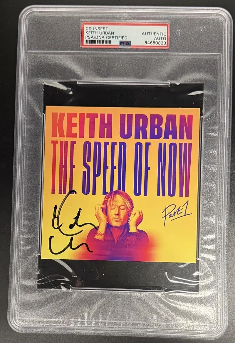 Keith Urban — Keith Urban Signed Autograph PSA/DNA Slabbed The Speed Of Now CD Cover COA C