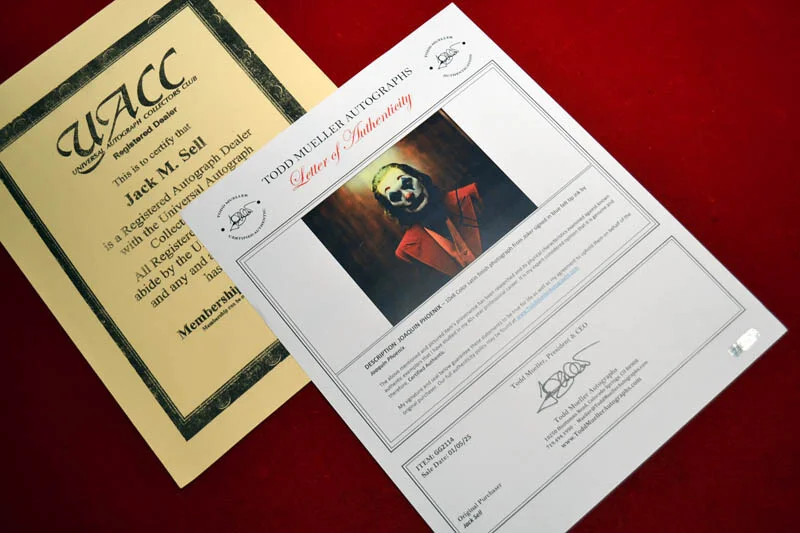JOAQUIN PHOENIX — Signed JOKER AUTOGRAPH, JOAQUIN PHOENIX, COA, UACC RD#228, Frame, DVD, OSCAR WIN, image 5