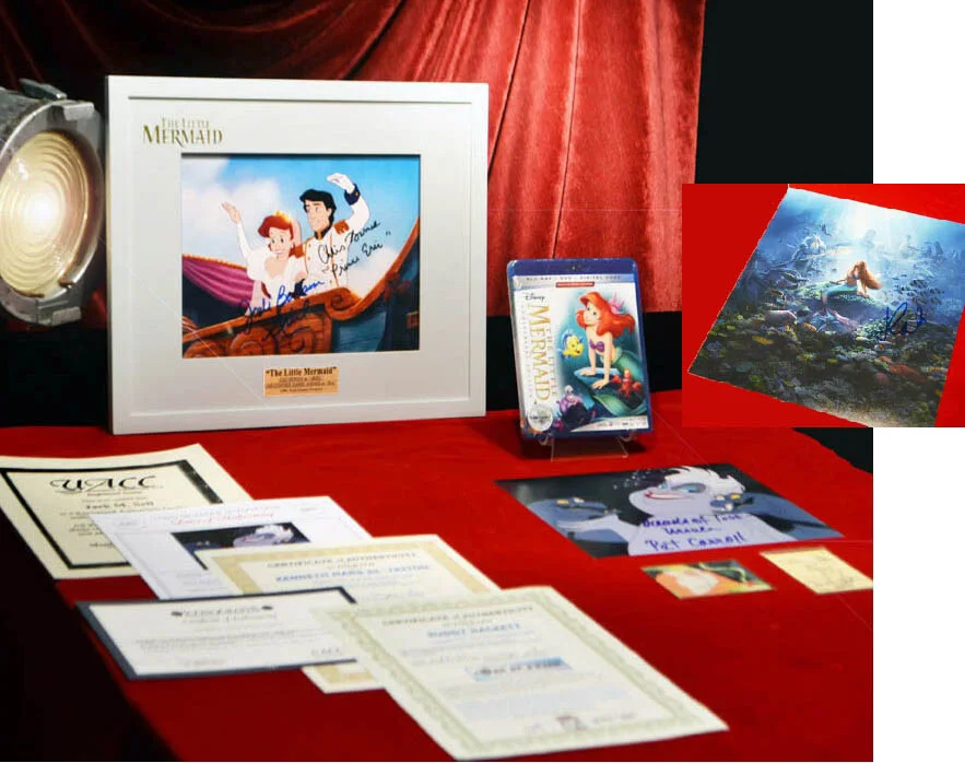JODI BENSON, HALLE BAILEY, PAT CARROLL, CHRISTOPHER BARNES, More — LITTLE MERMAID Signed x6 Cast Autographs, COA UACC, FRAME, Blu DVD, HALLE BAILEY, изображение 2