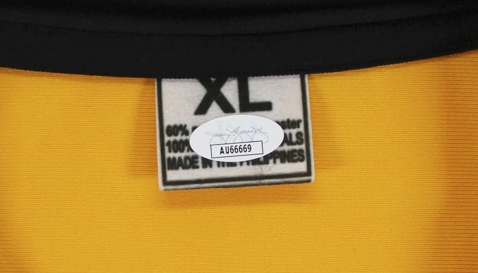 William Shatner — William Shatner Star Trek Authentic Signed Uniform Shirt JSA #AU66669, изображение 4