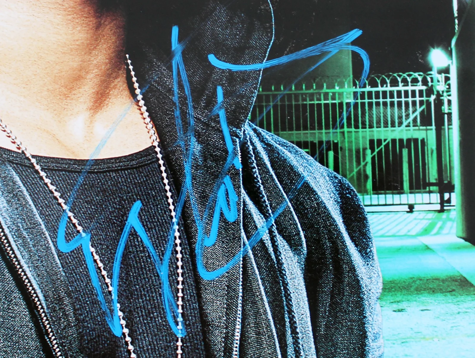 L.L. Cool J — L.L. Cool J. Authentic Signed The Definition Album Cover BAS #BP32623, изображение 2
